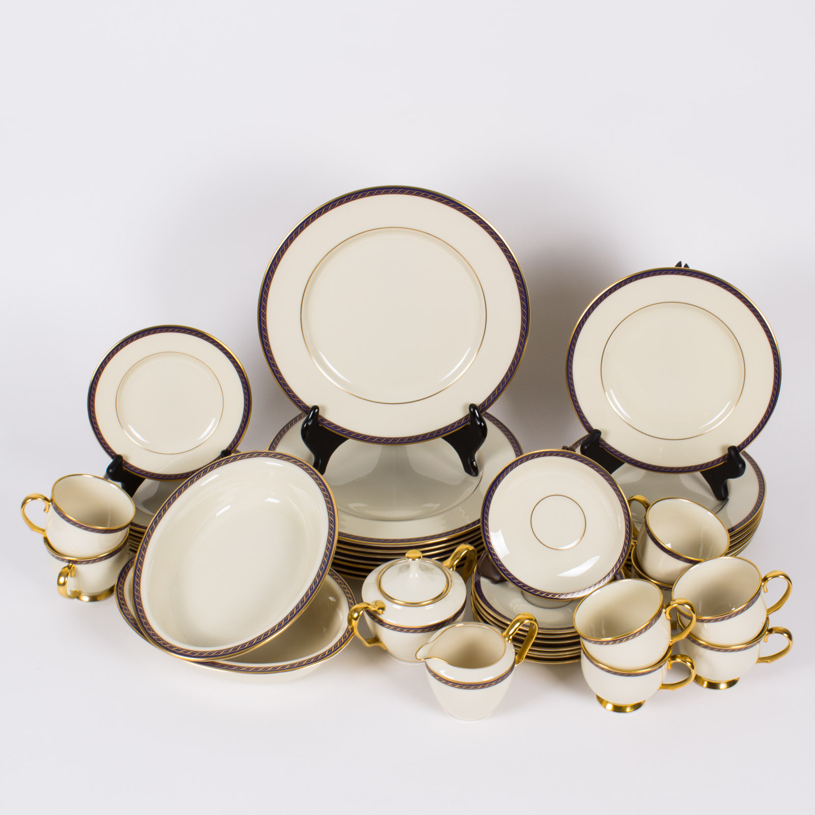 Lenox "Hamilton" Presidential Collection Fine China Set