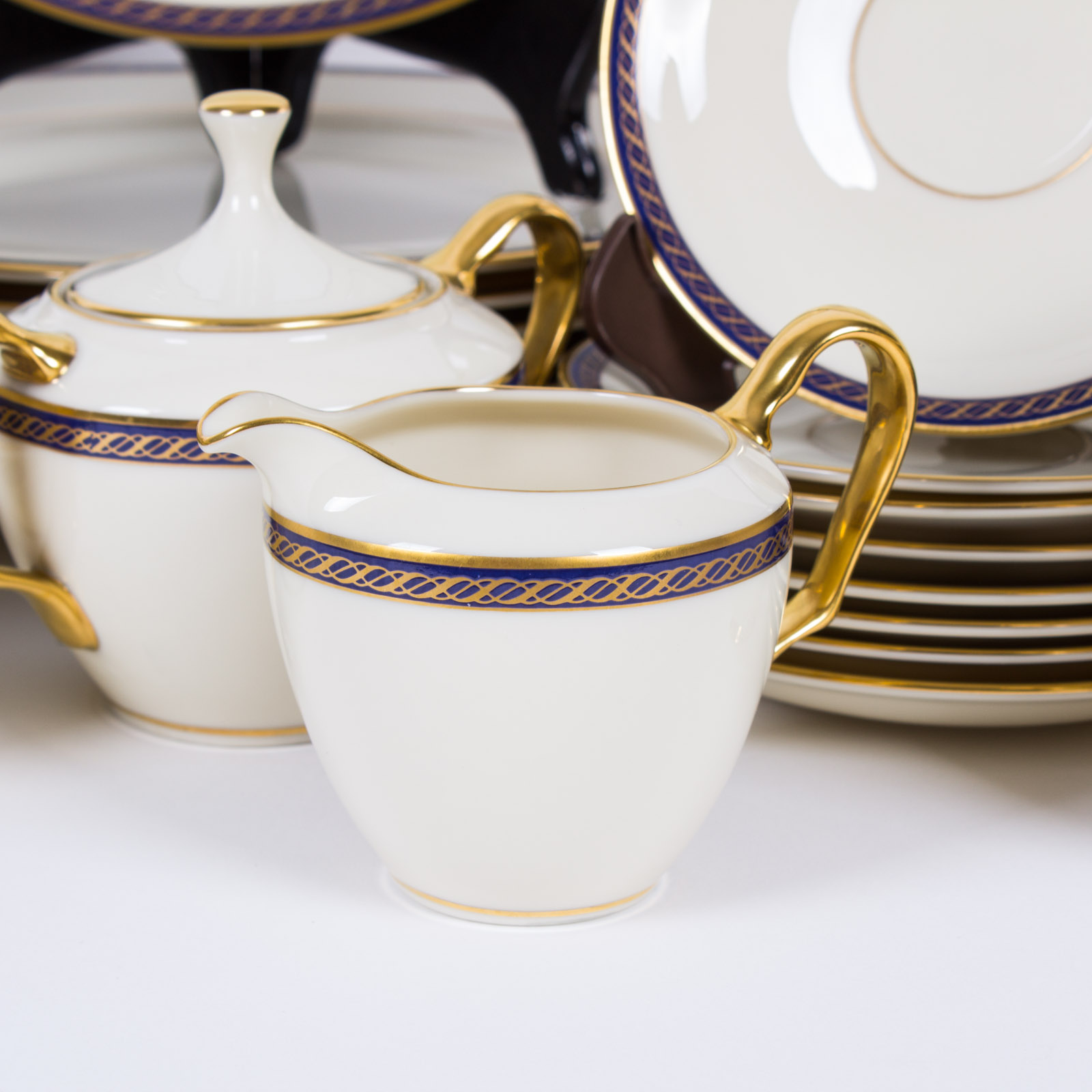 Lenox "Hamilton" Presidential Collection Fine China Set