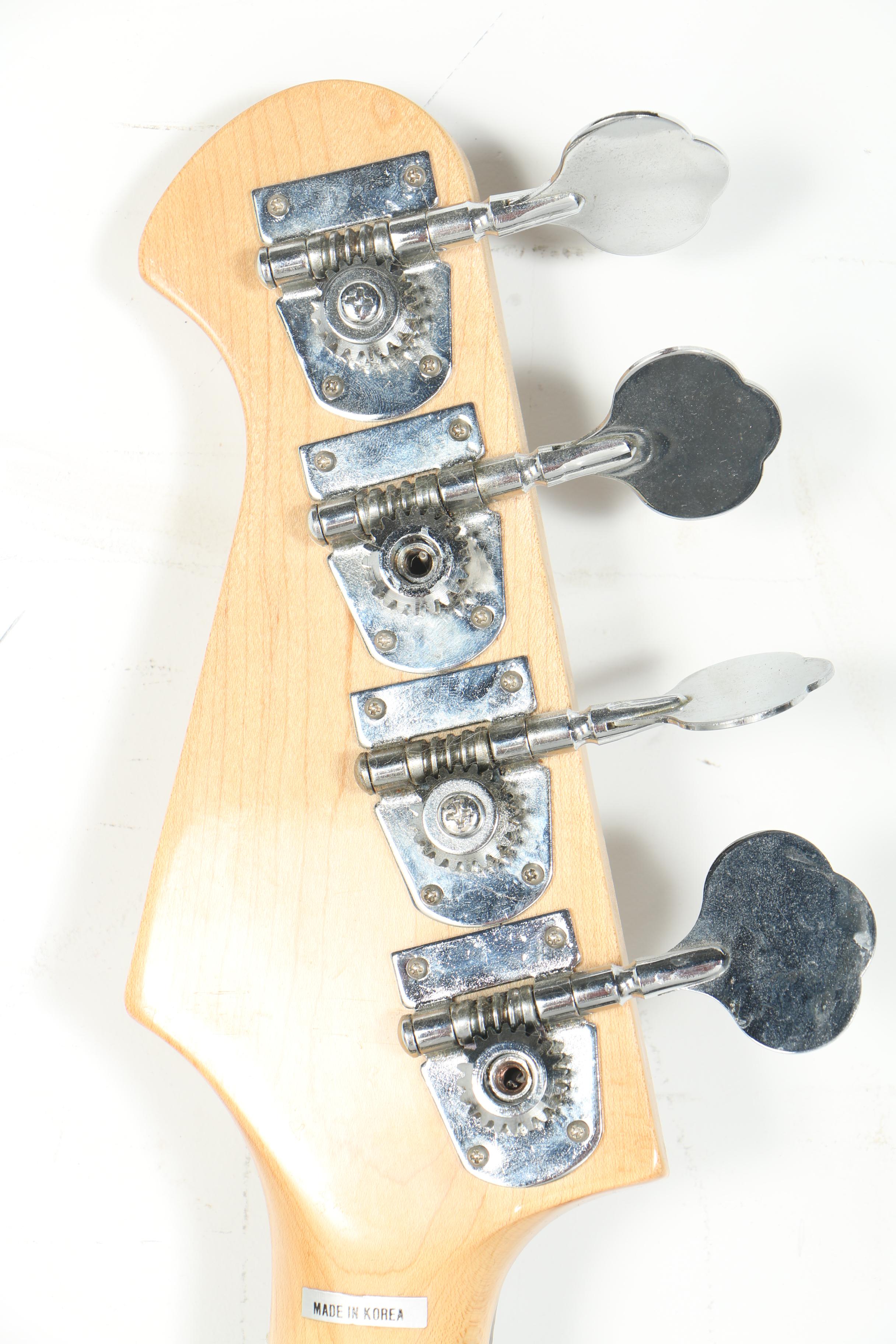 Riverhead Sound Research Session Pro Electric Bass Guitar