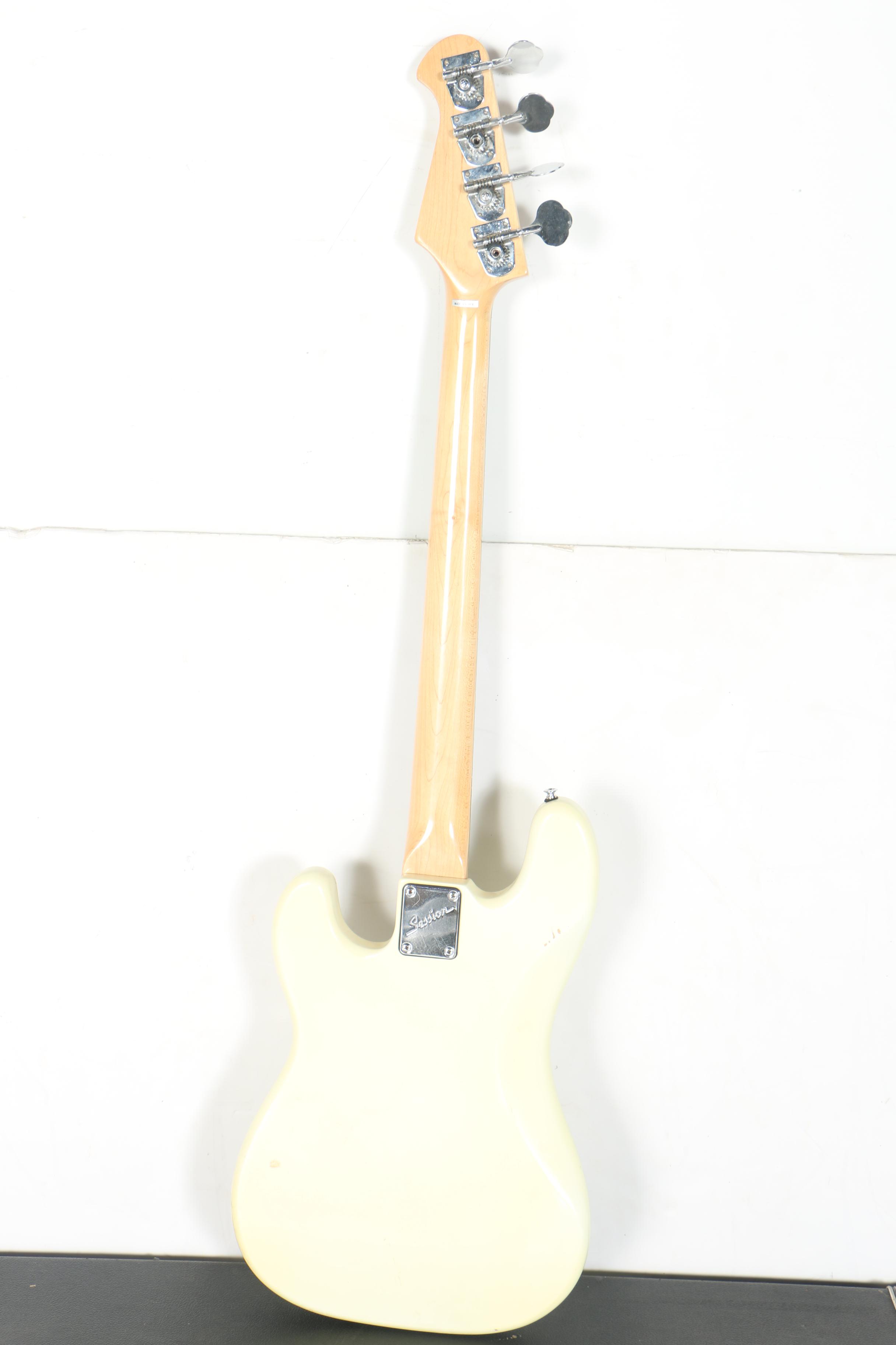 Riverhead Sound Research Session Pro Electric Bass Guitar