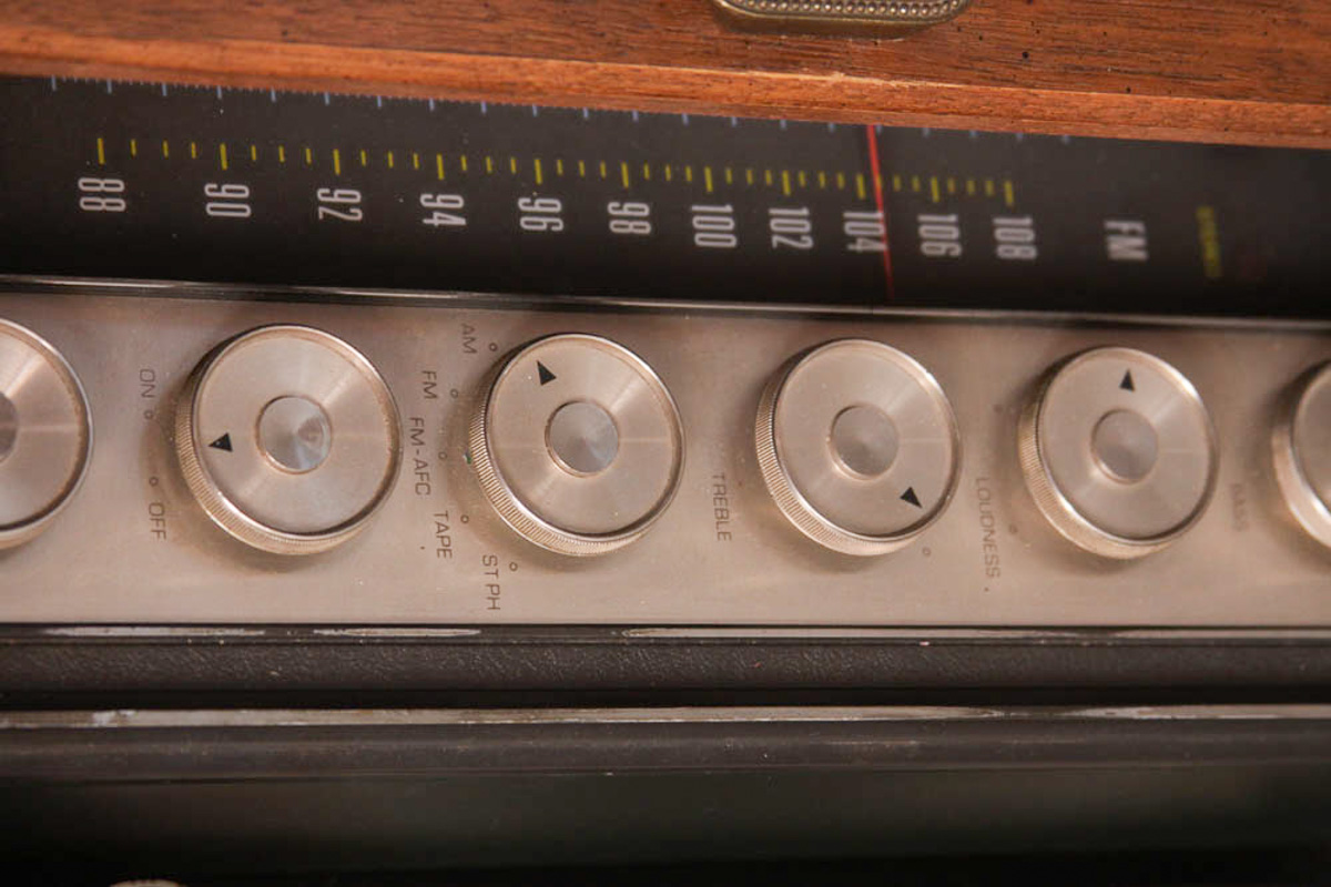 Vintage Magnavox Radio and Record Player Cabinet