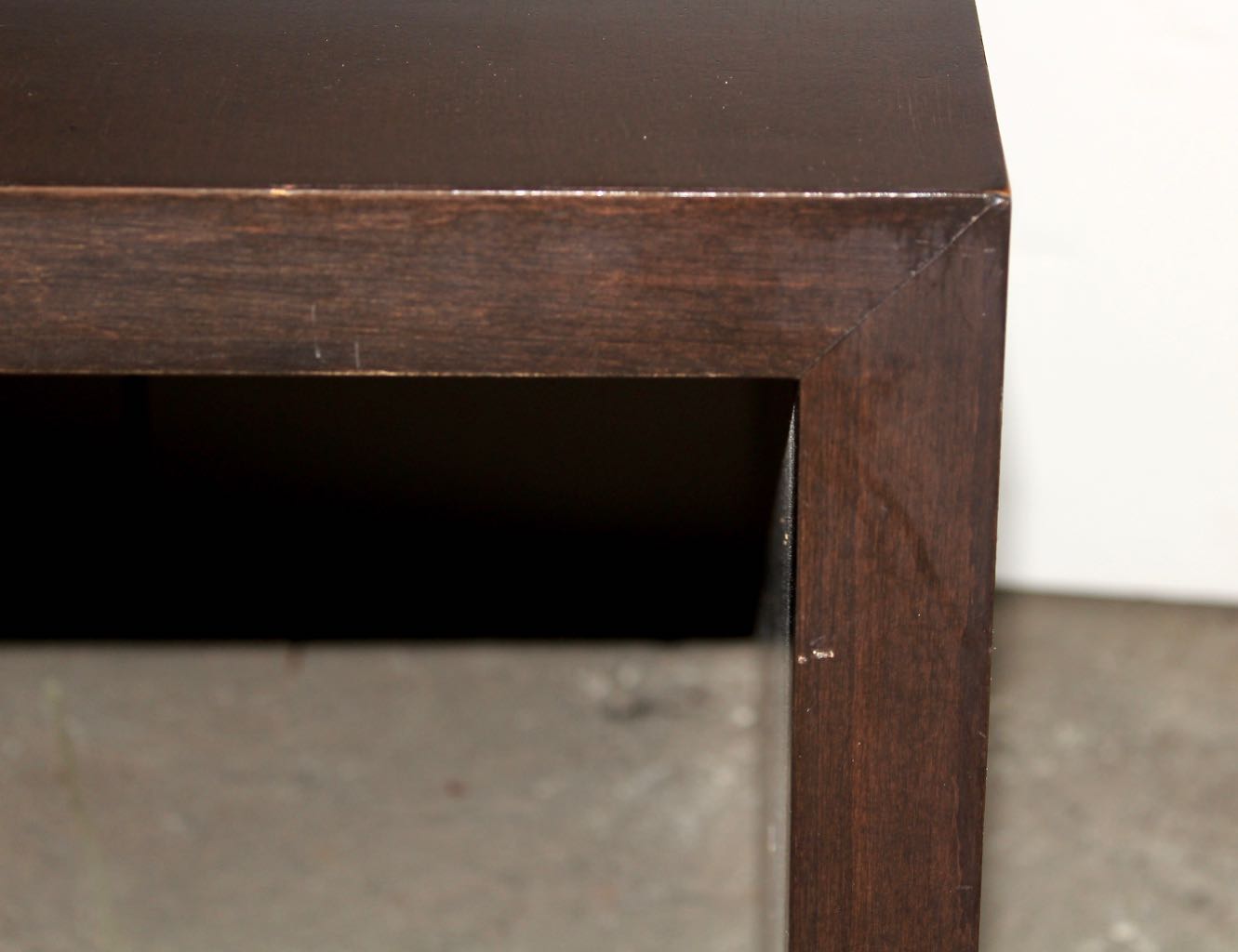 Contemporary Wood Veneer U-Shape Accent Table