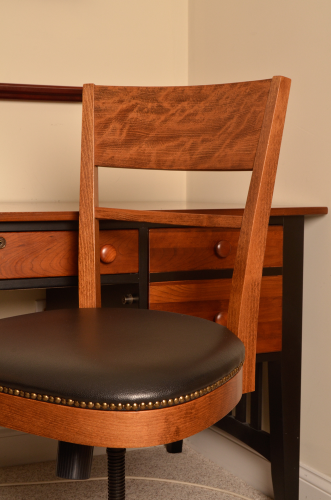 Ethan Allen Shaker Style Desk With Chair