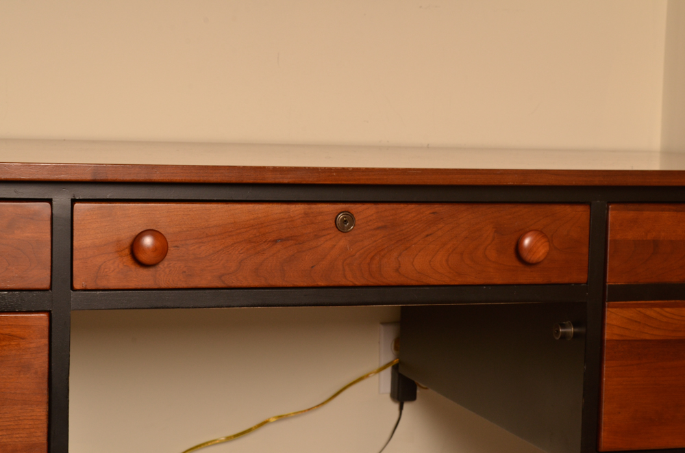 Ethan Allen Shaker Style Desk With Chair