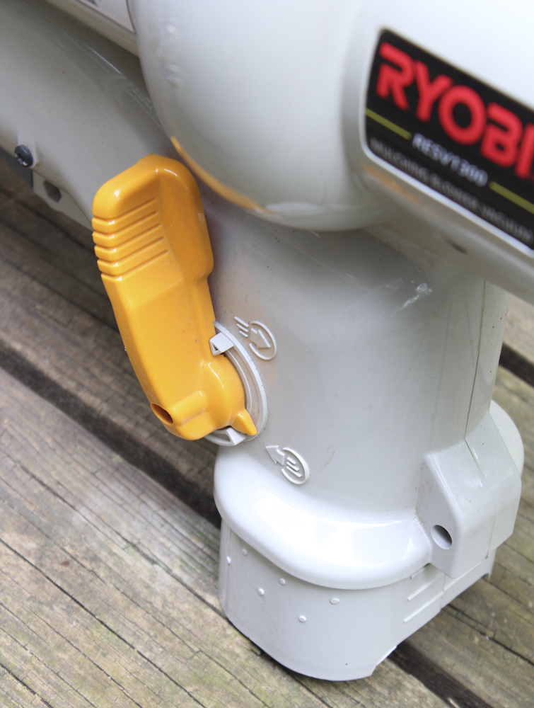 Ryobi RESV1300 Blower
