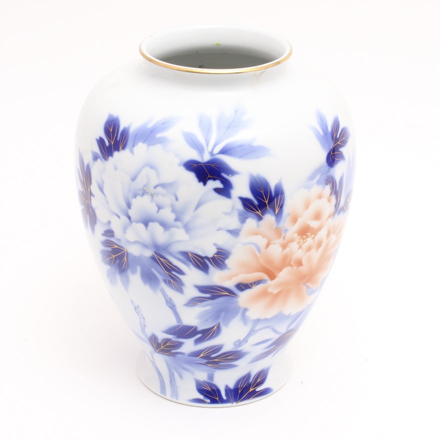 Early 20th Century Japanese Fukagawa Ware Porcelain Vase