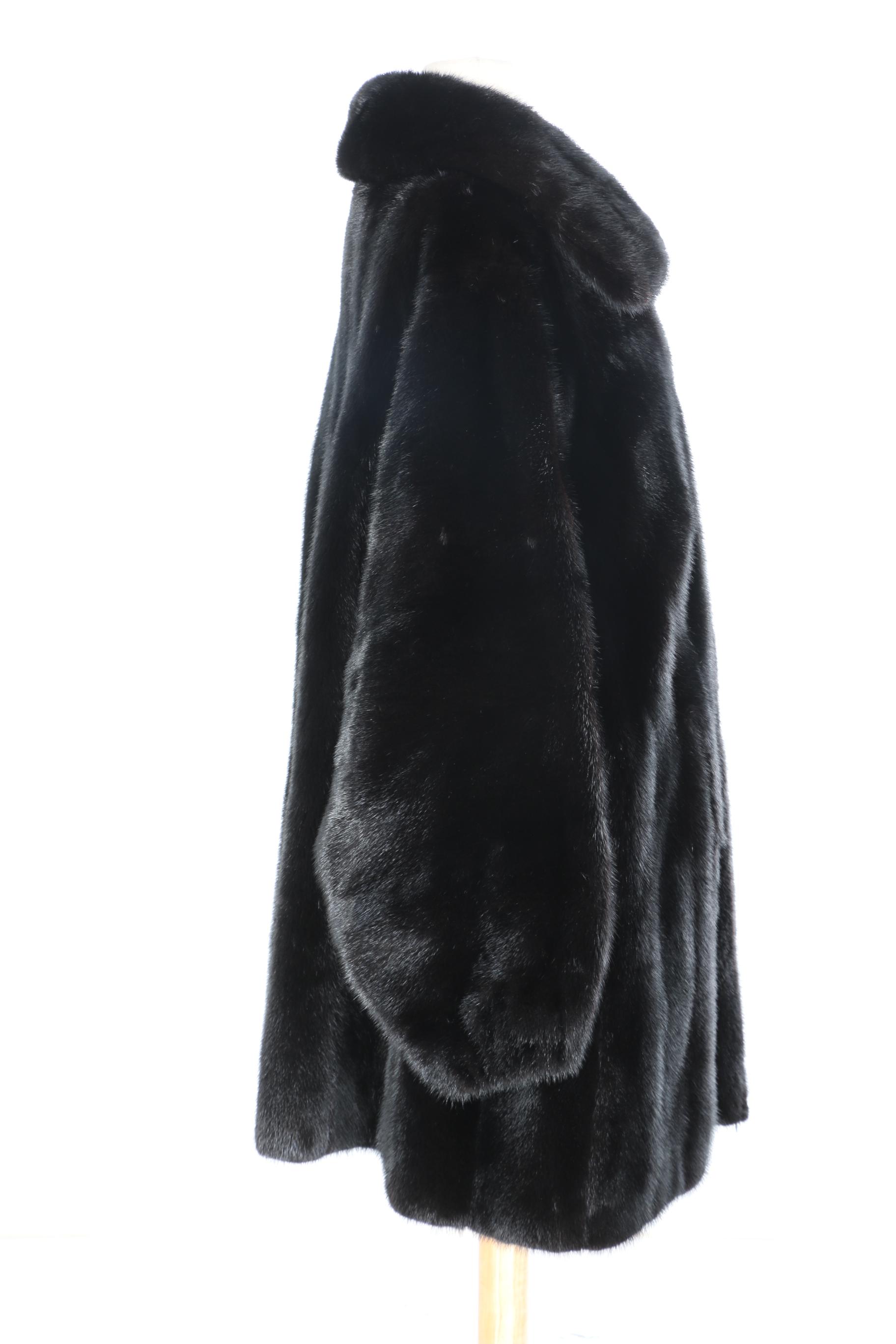 Barth-Wind Furs Mink Fur Coat