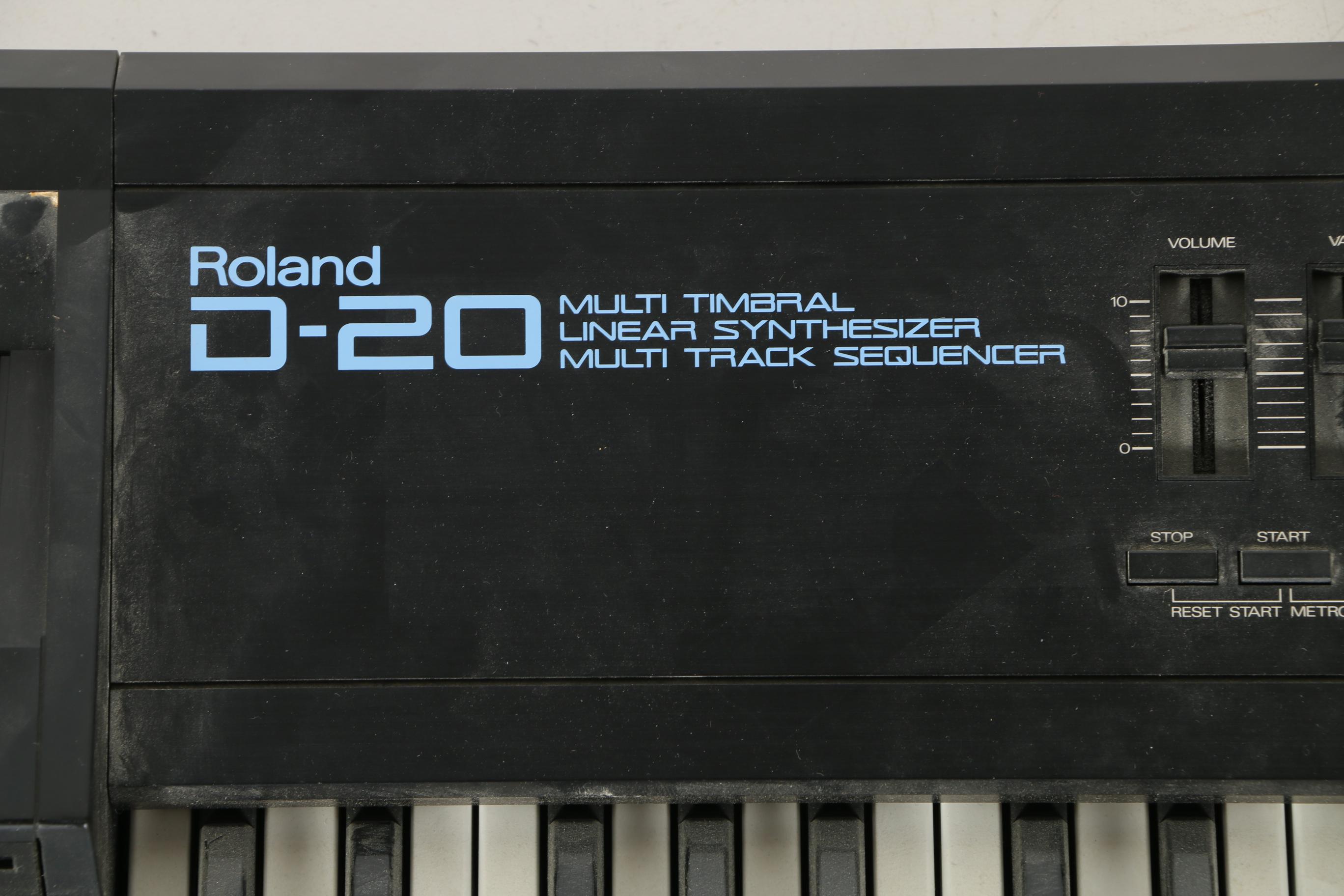 Vintage Roland D-20 Synthesizer and Multi-Track Sequencer