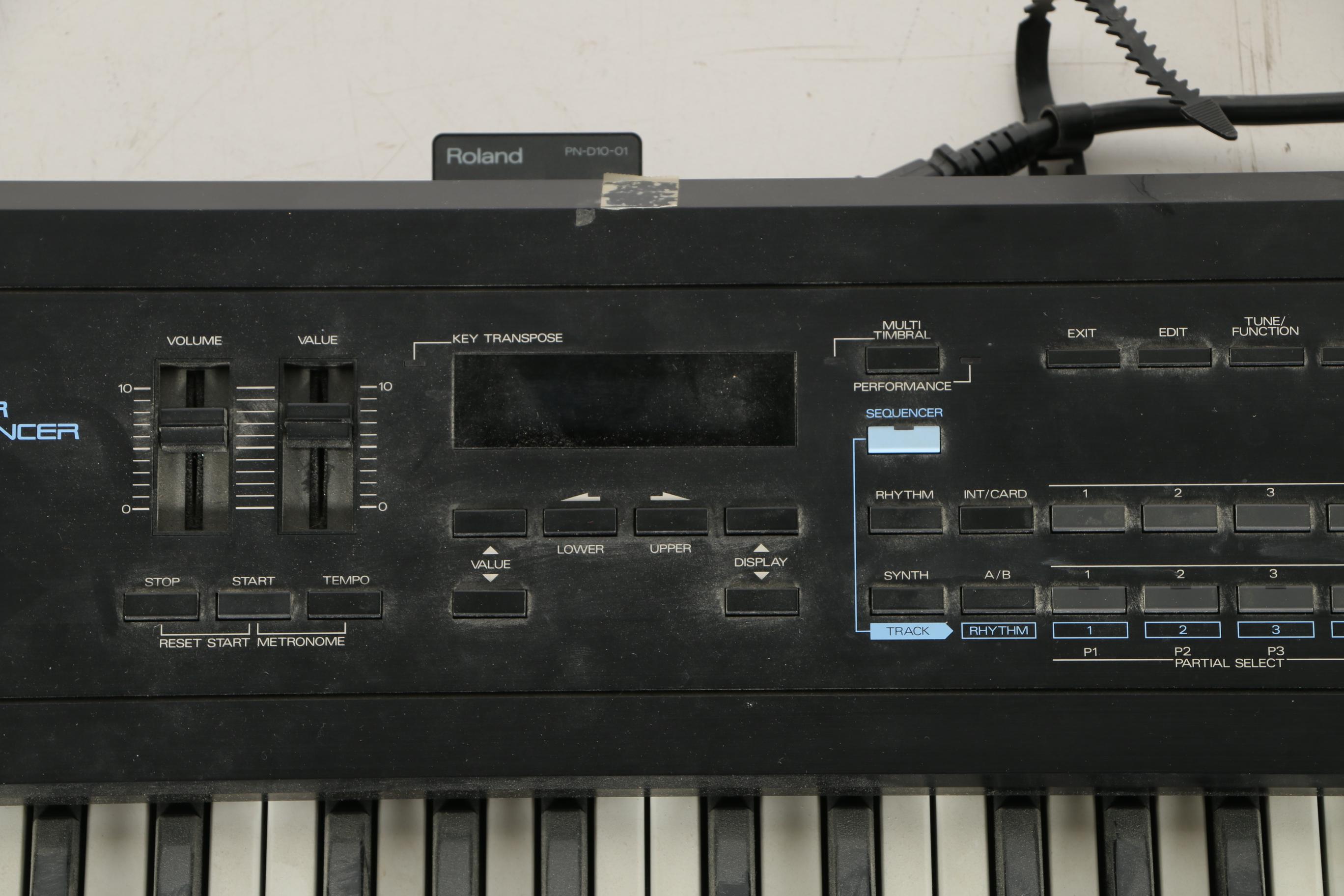 Vintage Roland D-20 Synthesizer and Multi-Track Sequencer