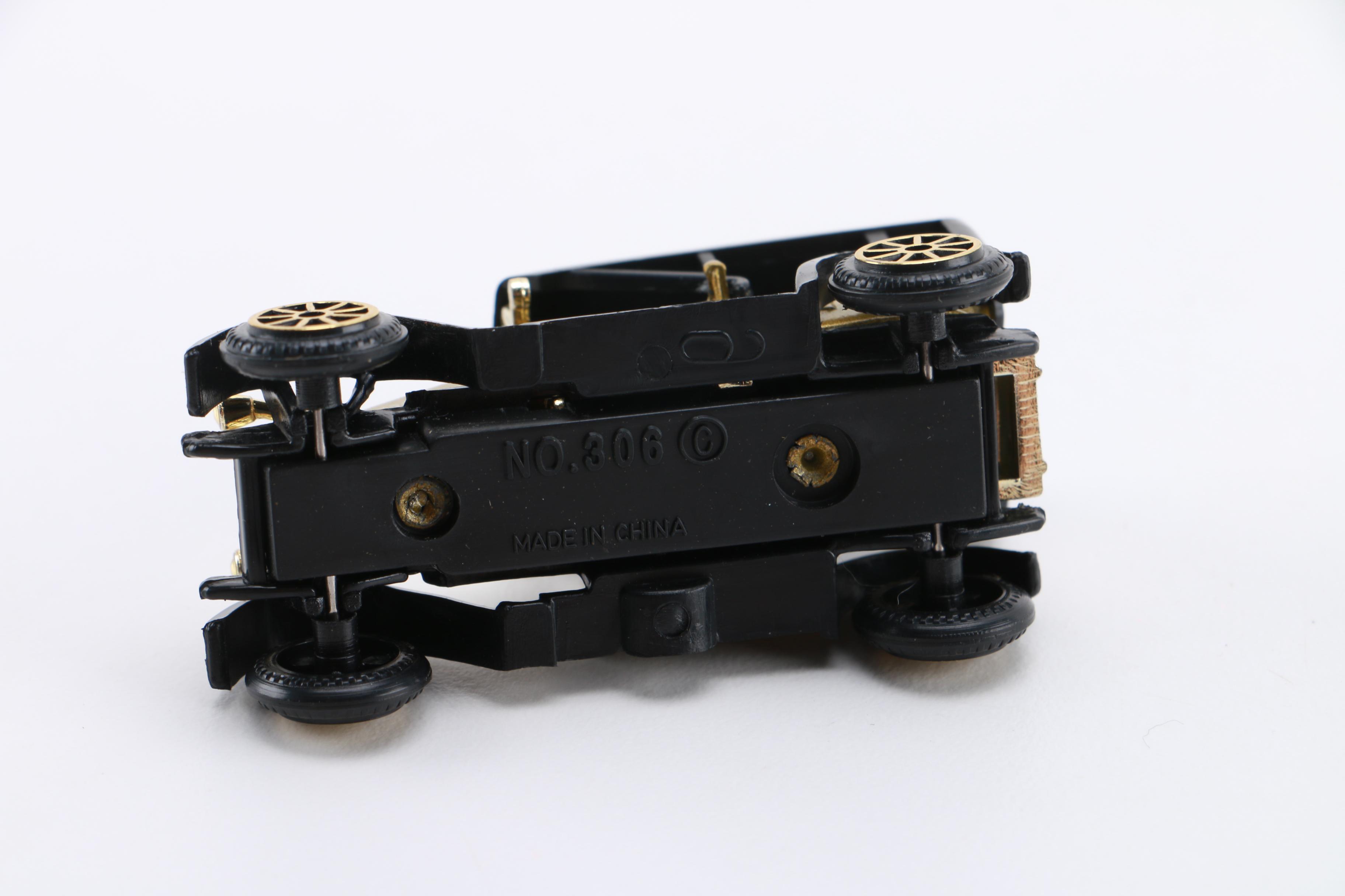 Vintage Replicas Classic Automobile Collection