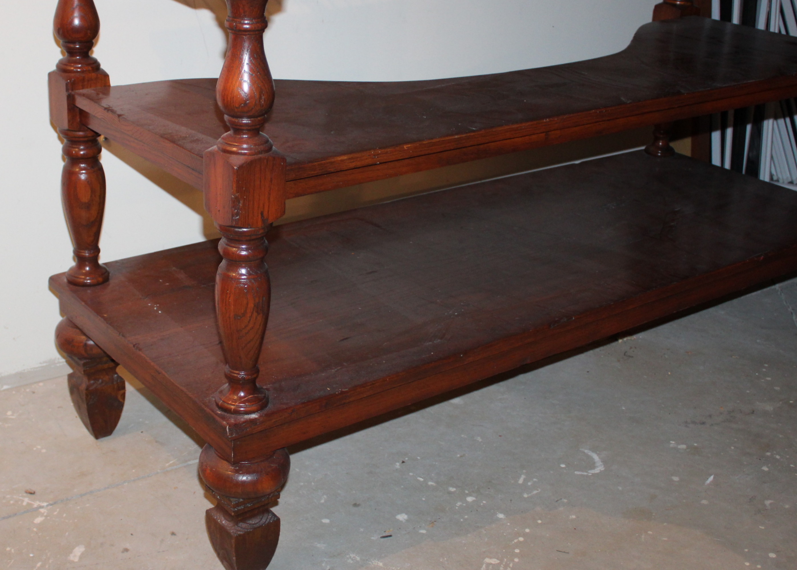 Marble Top Free-Standing Bar