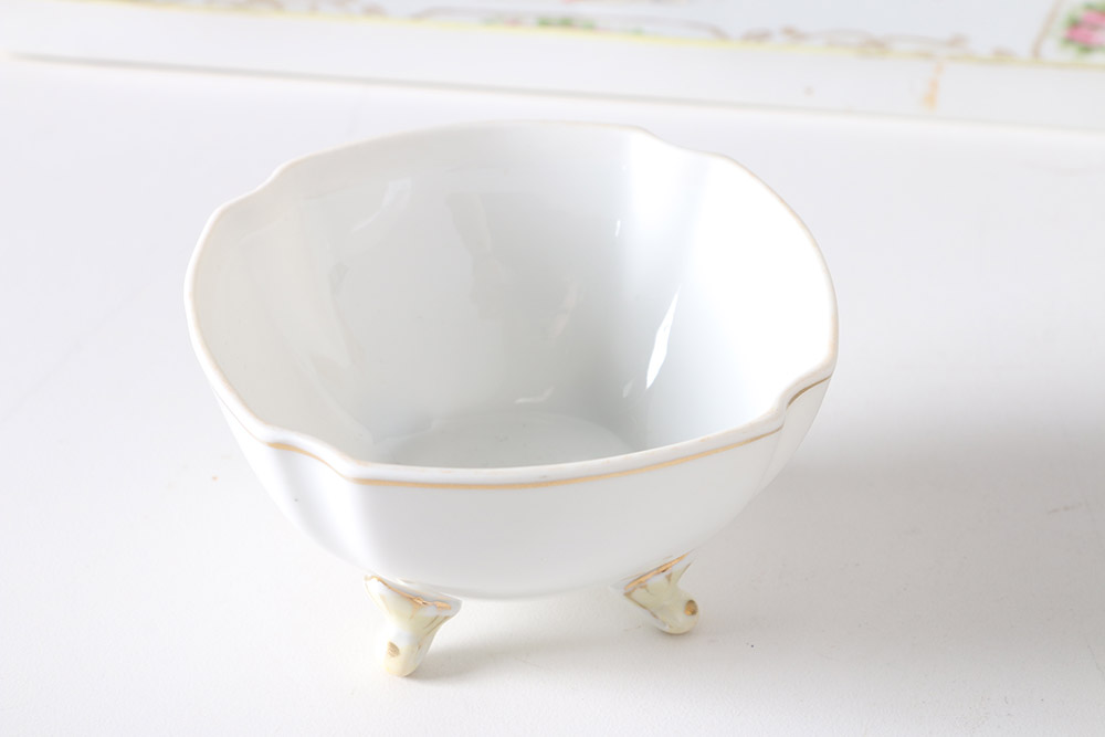 Early 20th Century Hand Painted Nippon Morimura Dresser Set