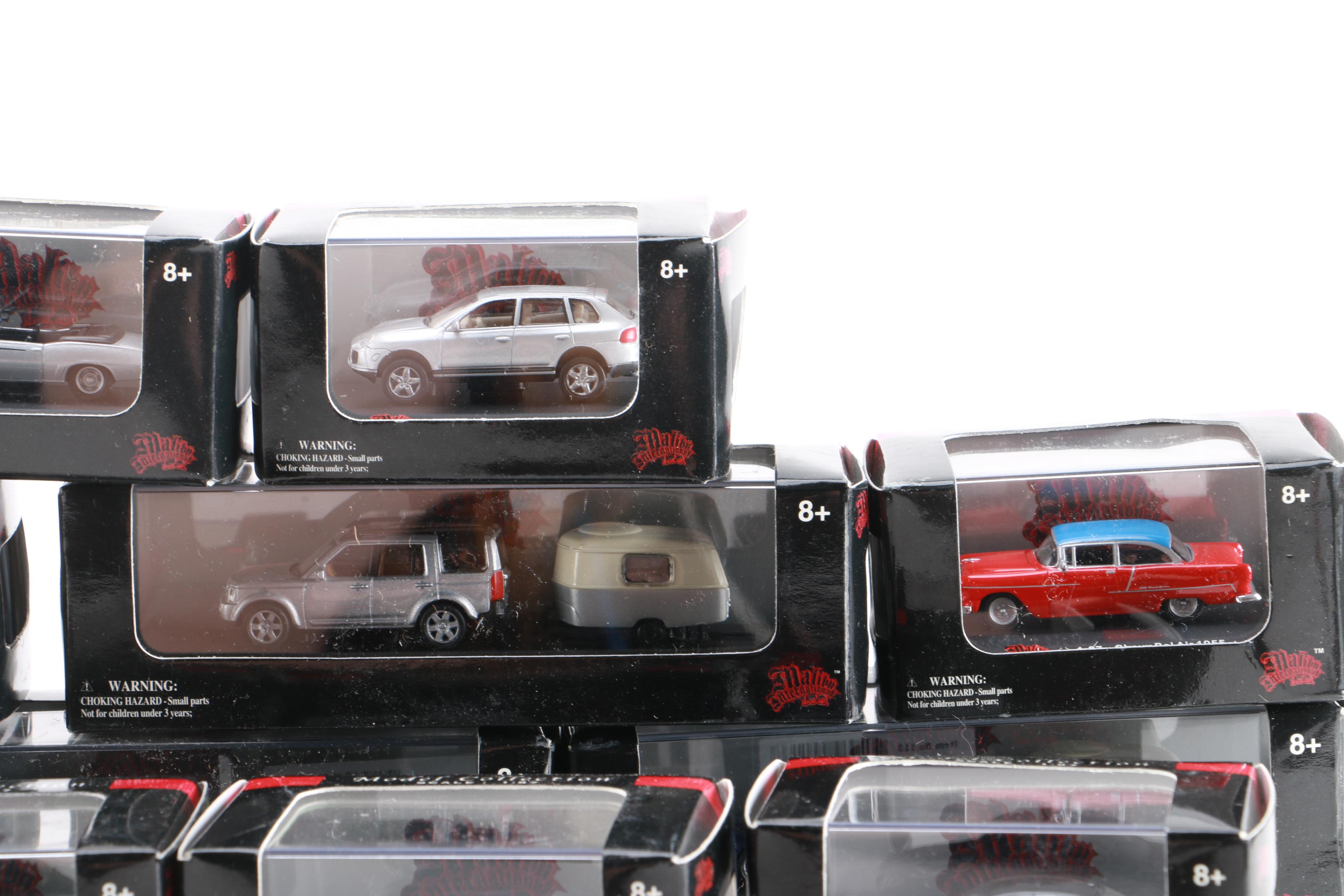 Malibu International 1:87 Scale Model Die-Cast Cars