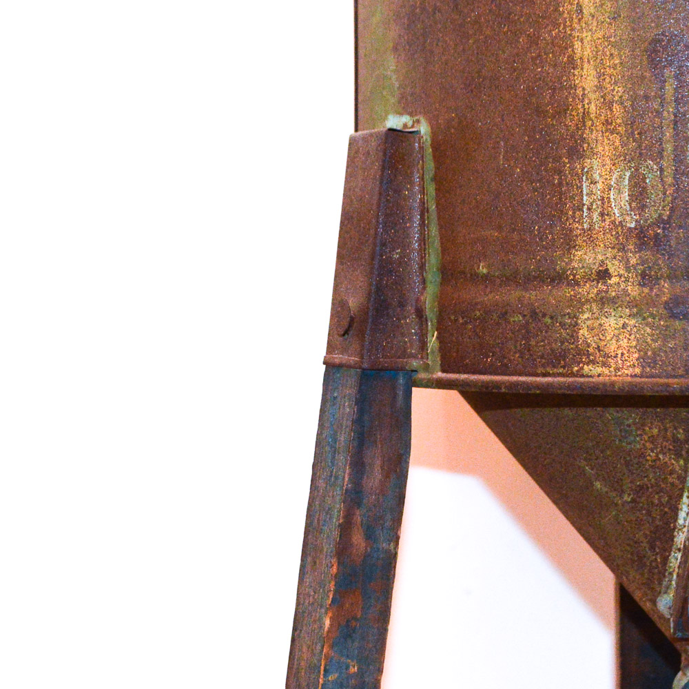 Antique Gravity Cream Separator