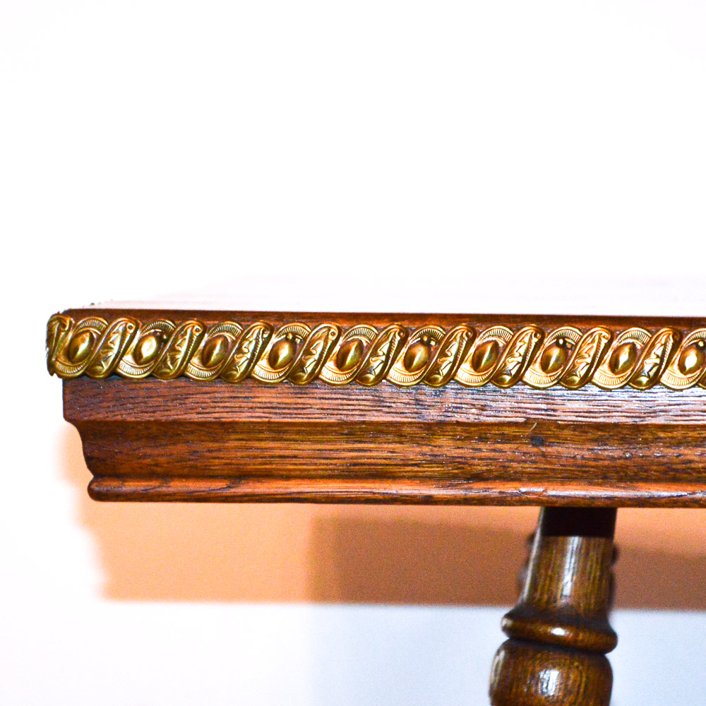 Mid 20th Century Oak Side Table