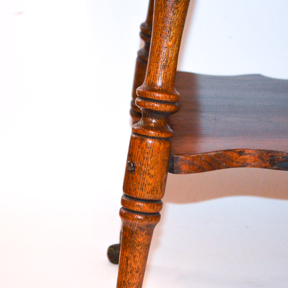 Mid 20th Century Oak Side Table