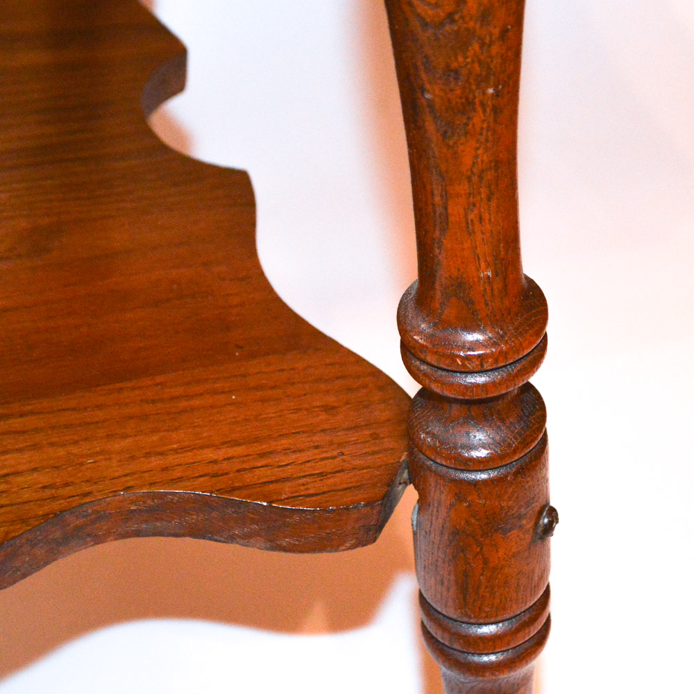 Mid 20th Century Oak Side Table