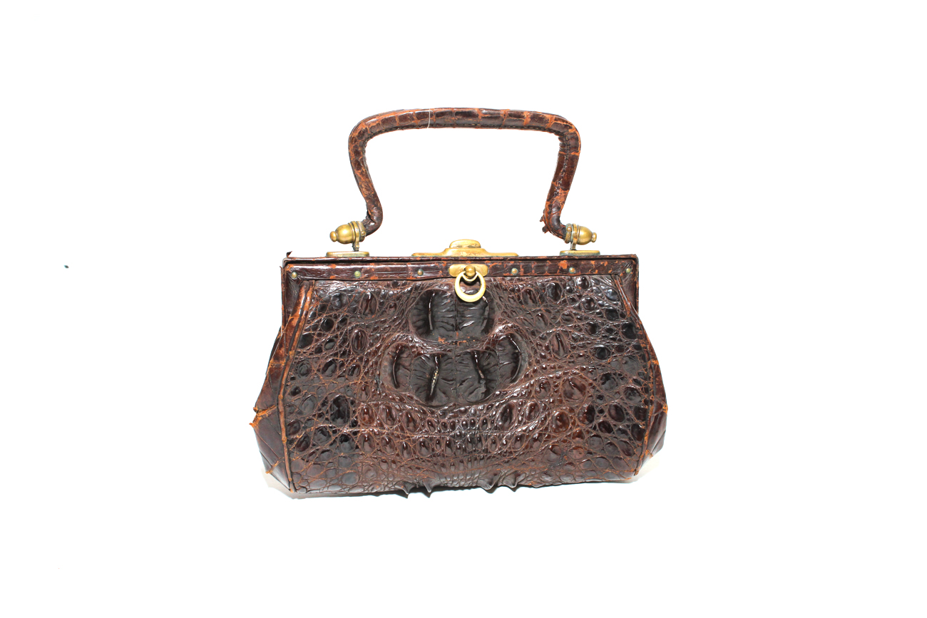1940s Small Vintage Genuine Alligator Handbag