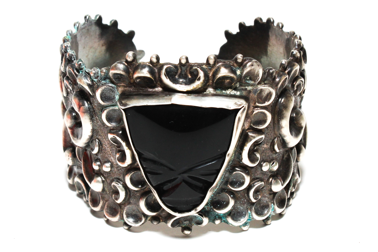 Mexican Sterling Silver Cuff Bracelet With Onyx Face