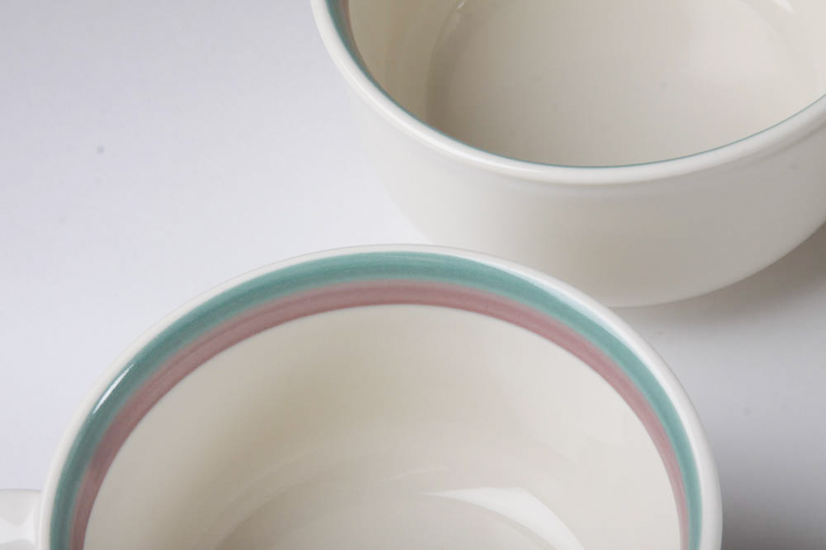 Pfaltzgraff Dish Set and Serving Bowl