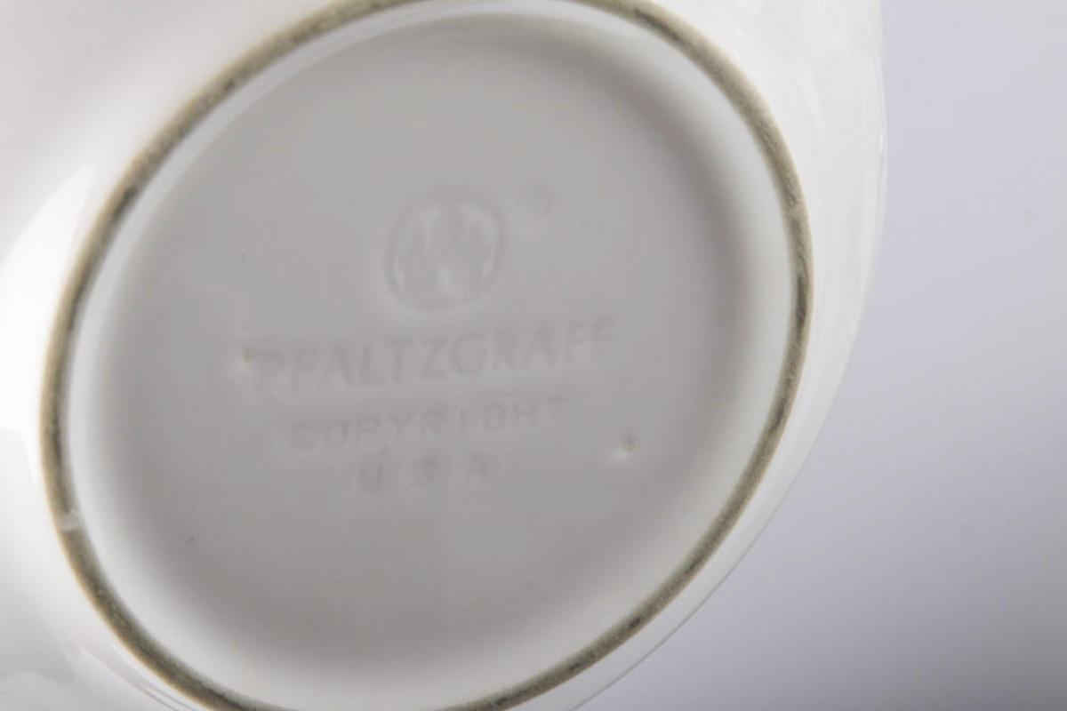 Pfaltzgraff Dish Set and Serving Bowl