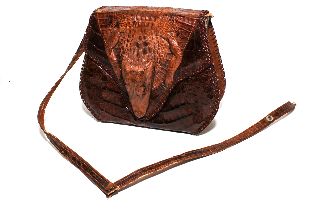 1940s S&S Genuine Taxidermy Alligator Handbag from Cuba