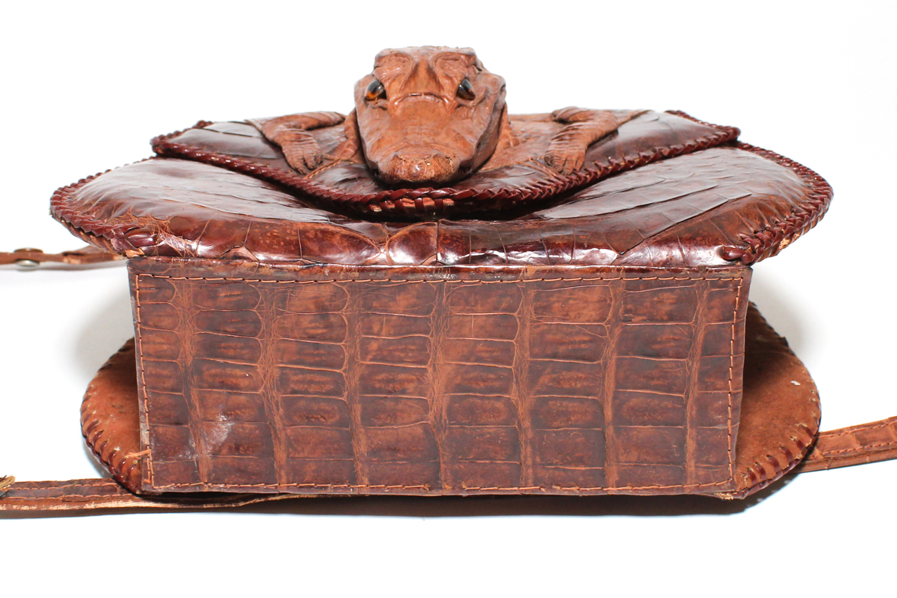 1940s S&S Genuine Taxidermy Alligator Handbag from Cuba