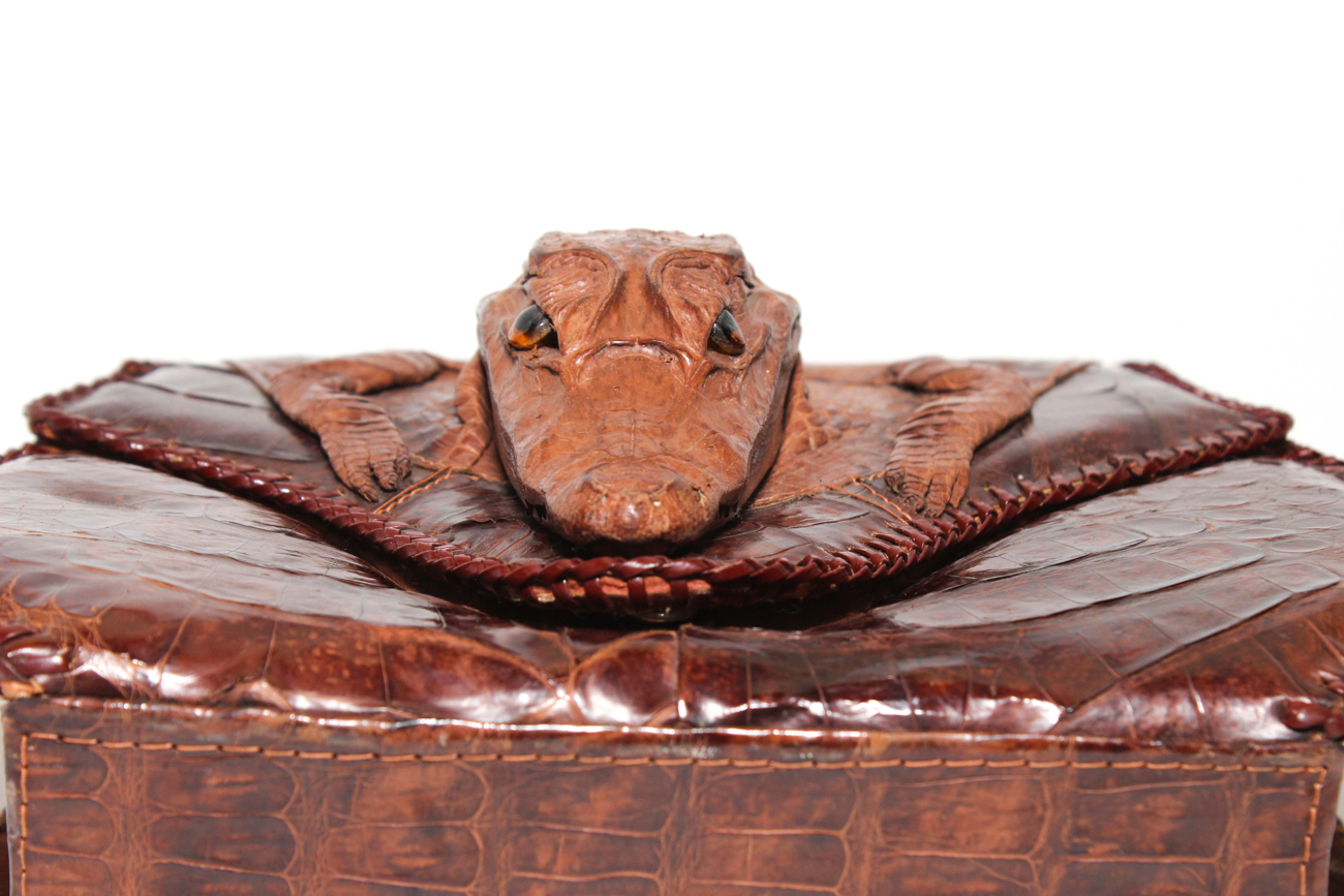 1940s S&S Genuine Taxidermy Alligator Handbag from Cuba