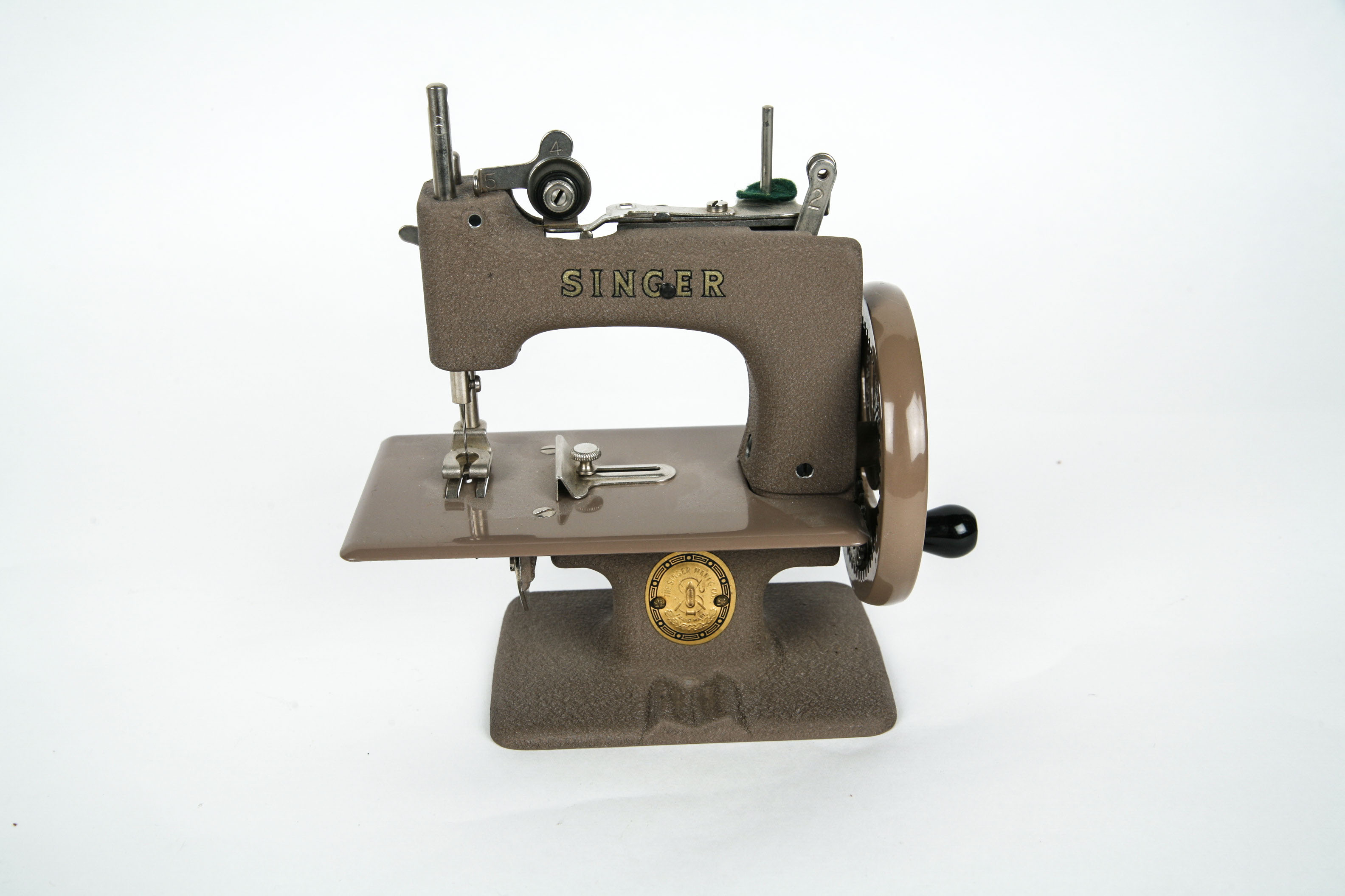 Vintage Singer SewHandy Child's Sewing Machine