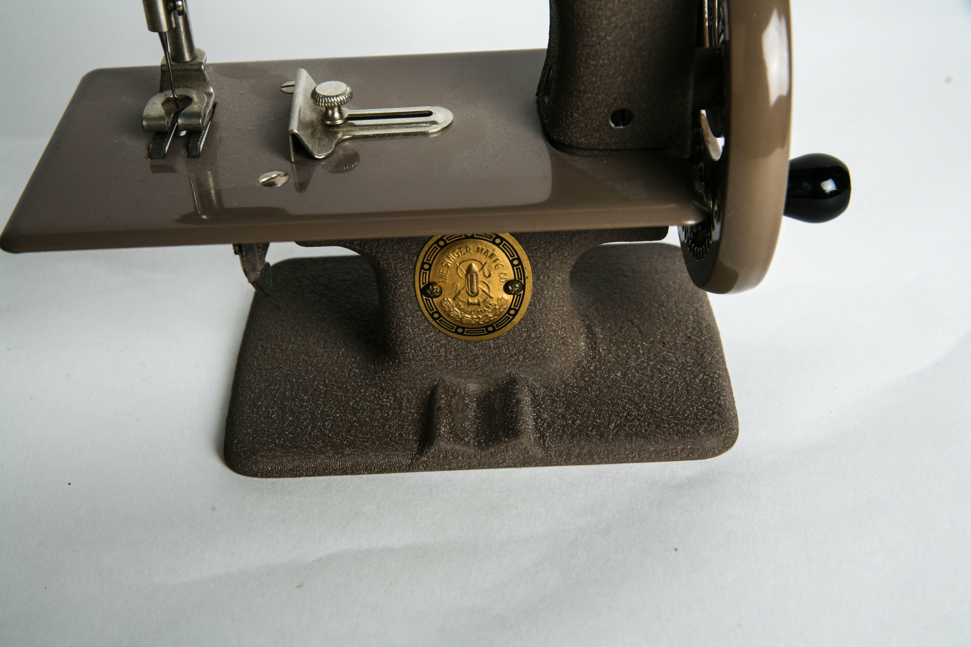 Vintage Singer SewHandy Child's Sewing Machine