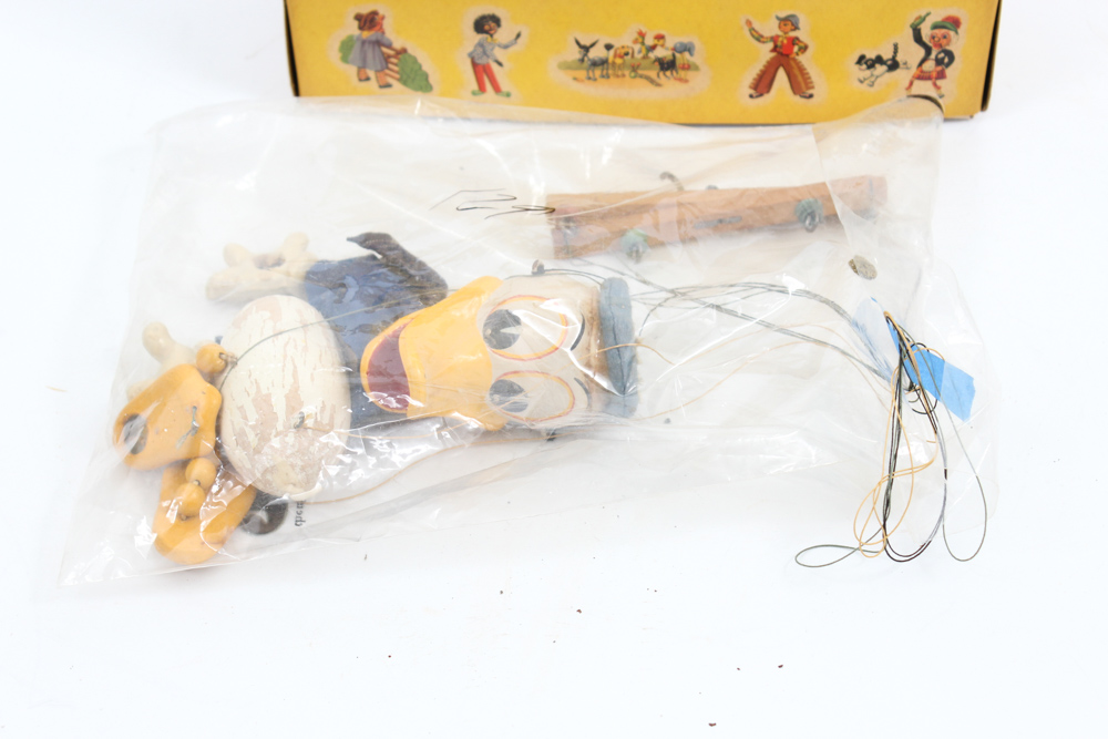 Pelham Puppets and Donald Duck