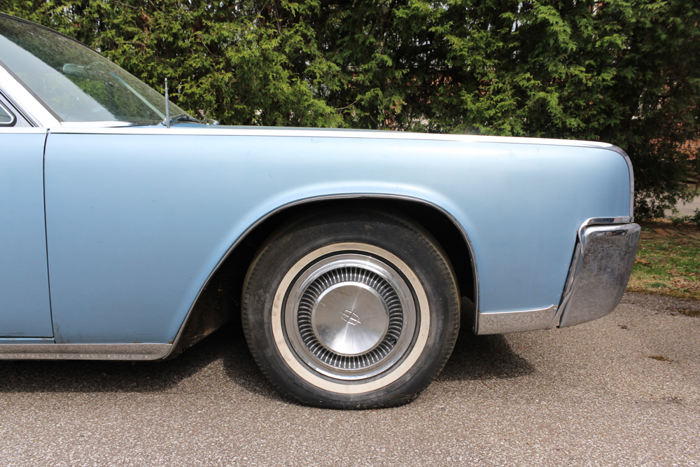 1964 Lincoln Continental Sedan