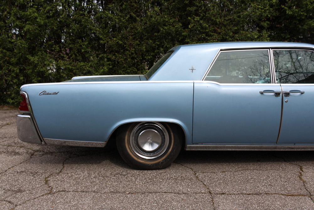 1964 Lincoln Continental Sedan