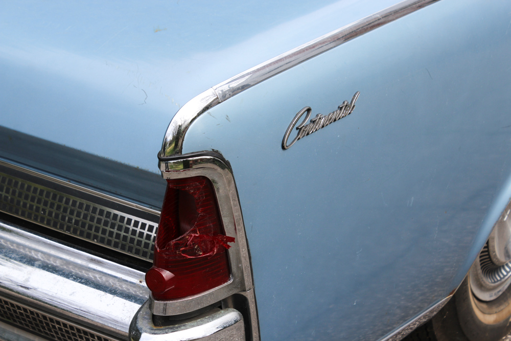 1964 Lincoln Continental Sedan