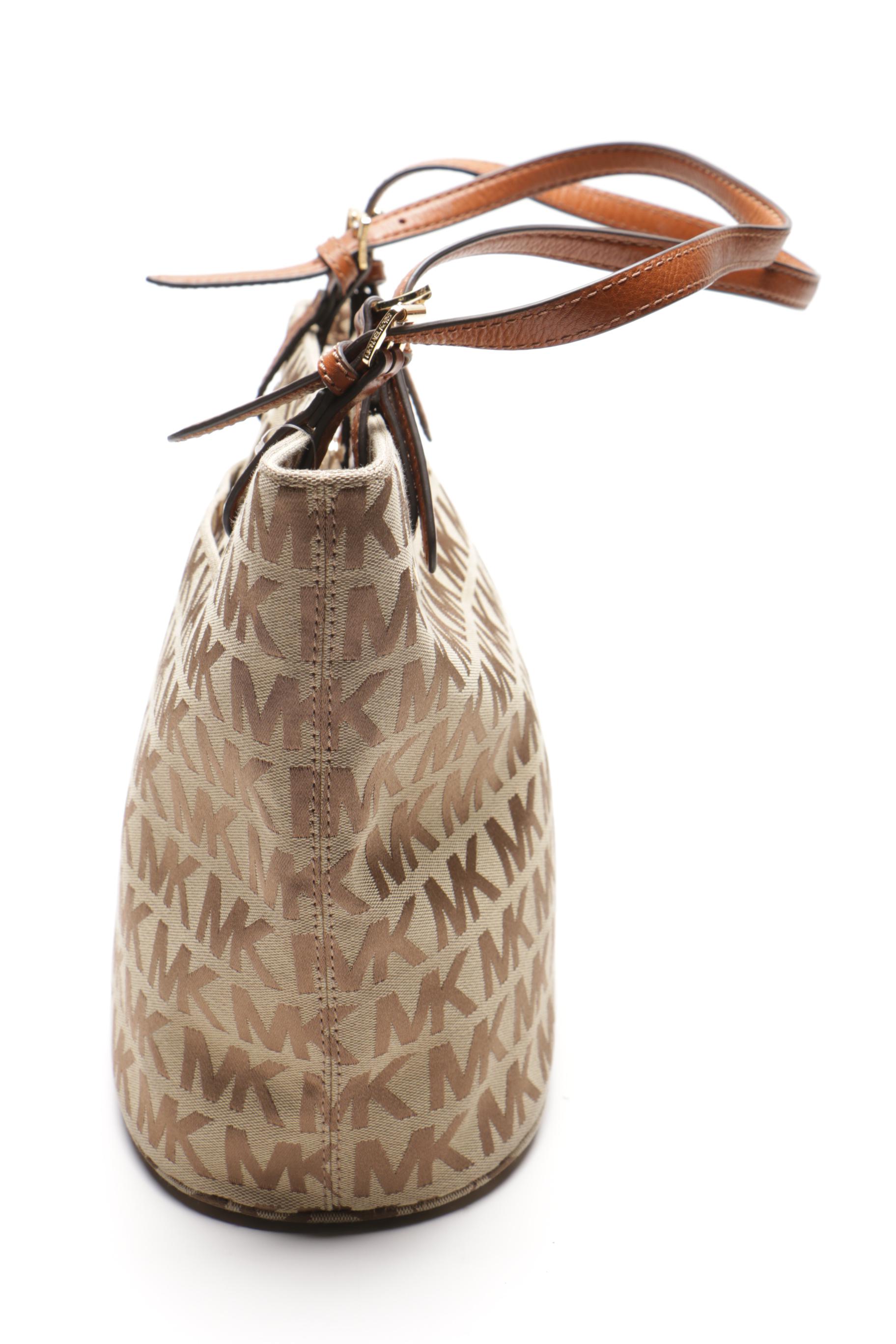 Michael Kors Monogram Jet Set Tote