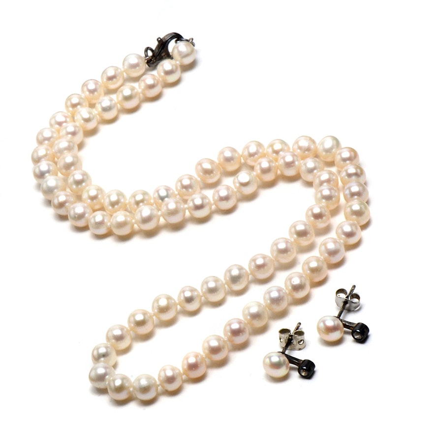 Single Strand of Cultured Pearls with