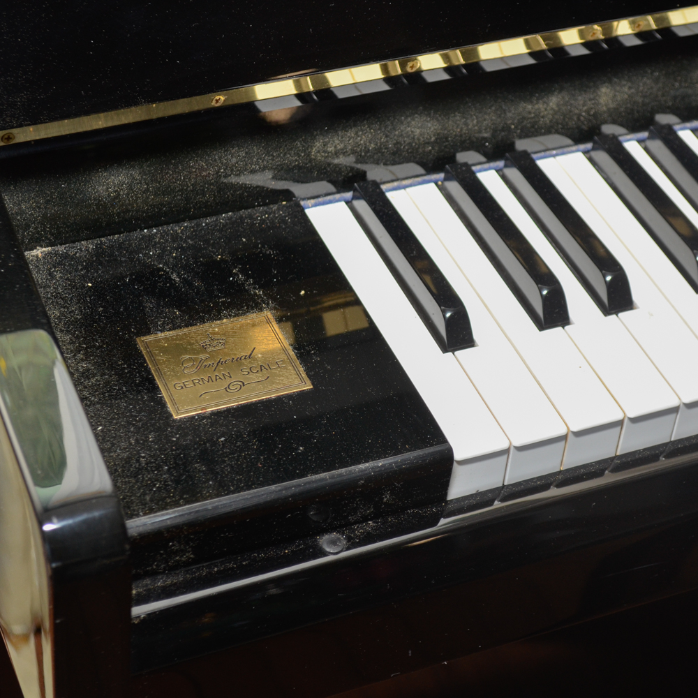 Samick Imperial German Scale Console Piano