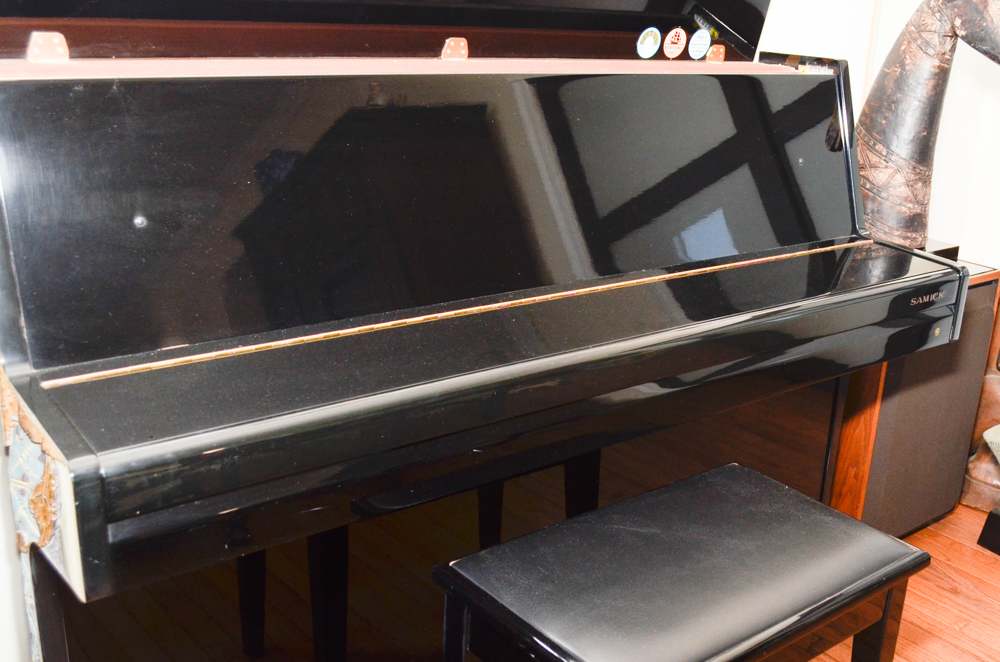 Samick Imperial German Scale Console Piano