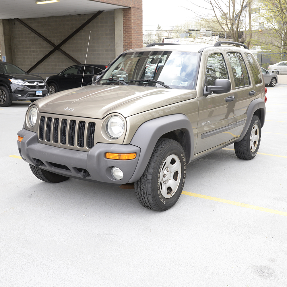 2004 Tan Jeep Liberty 4x4