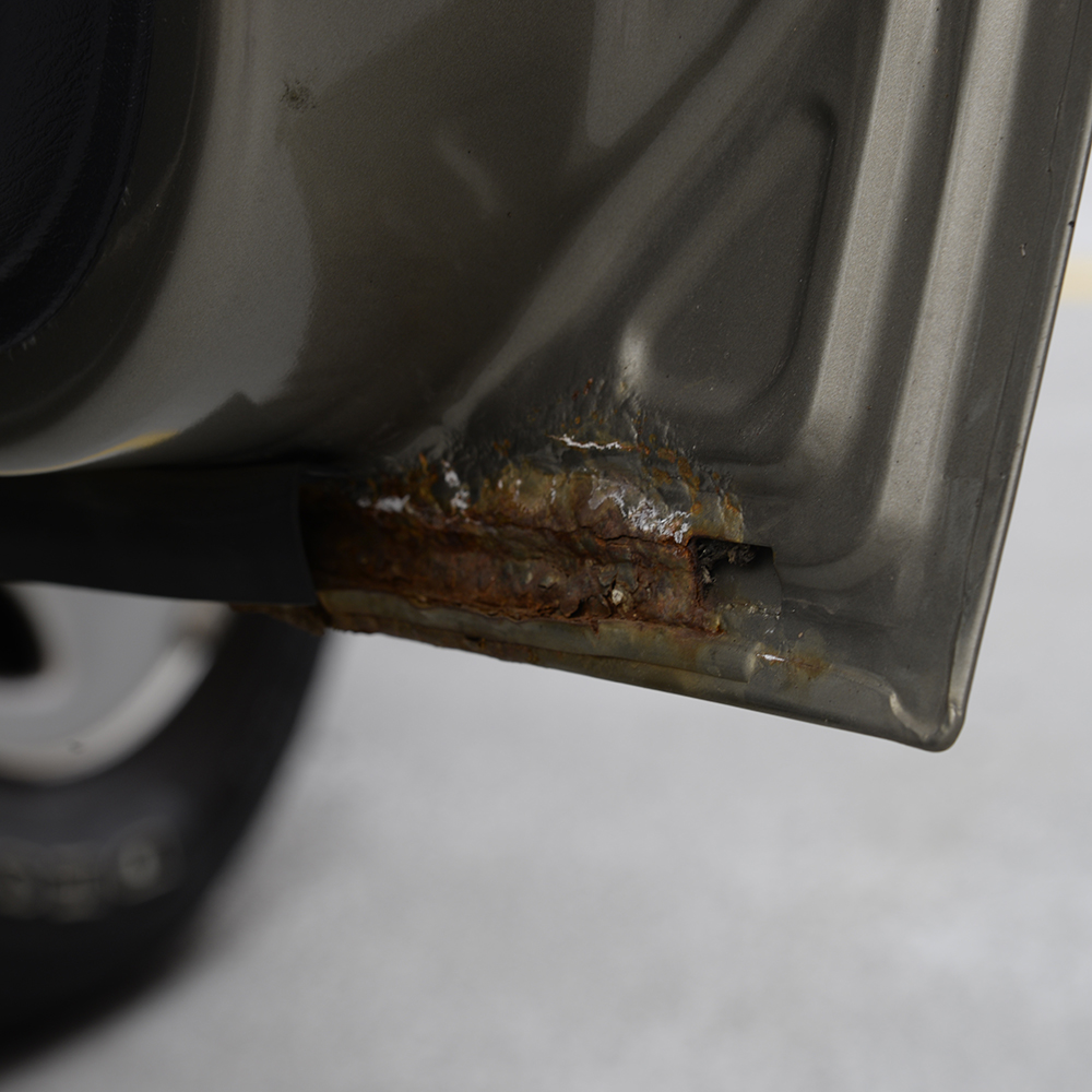 2004 Tan Jeep Liberty 4x4