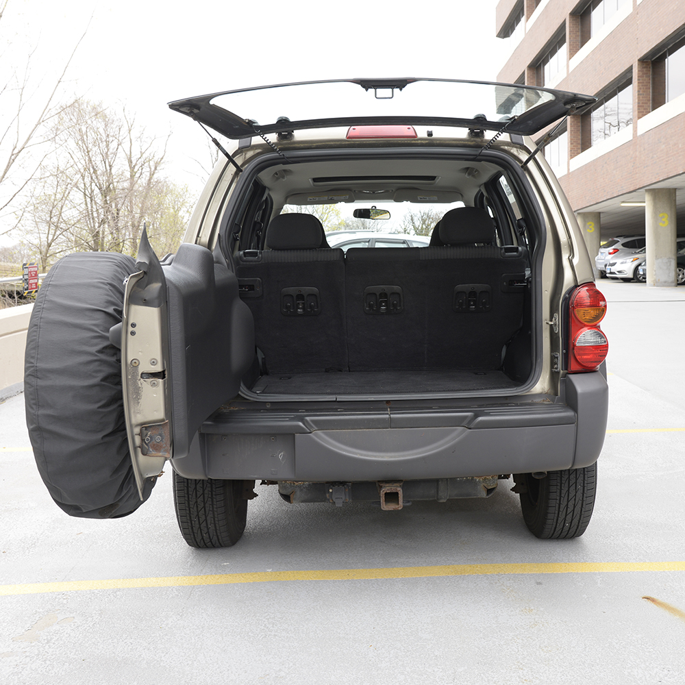 2004 Tan Jeep Liberty 4x4