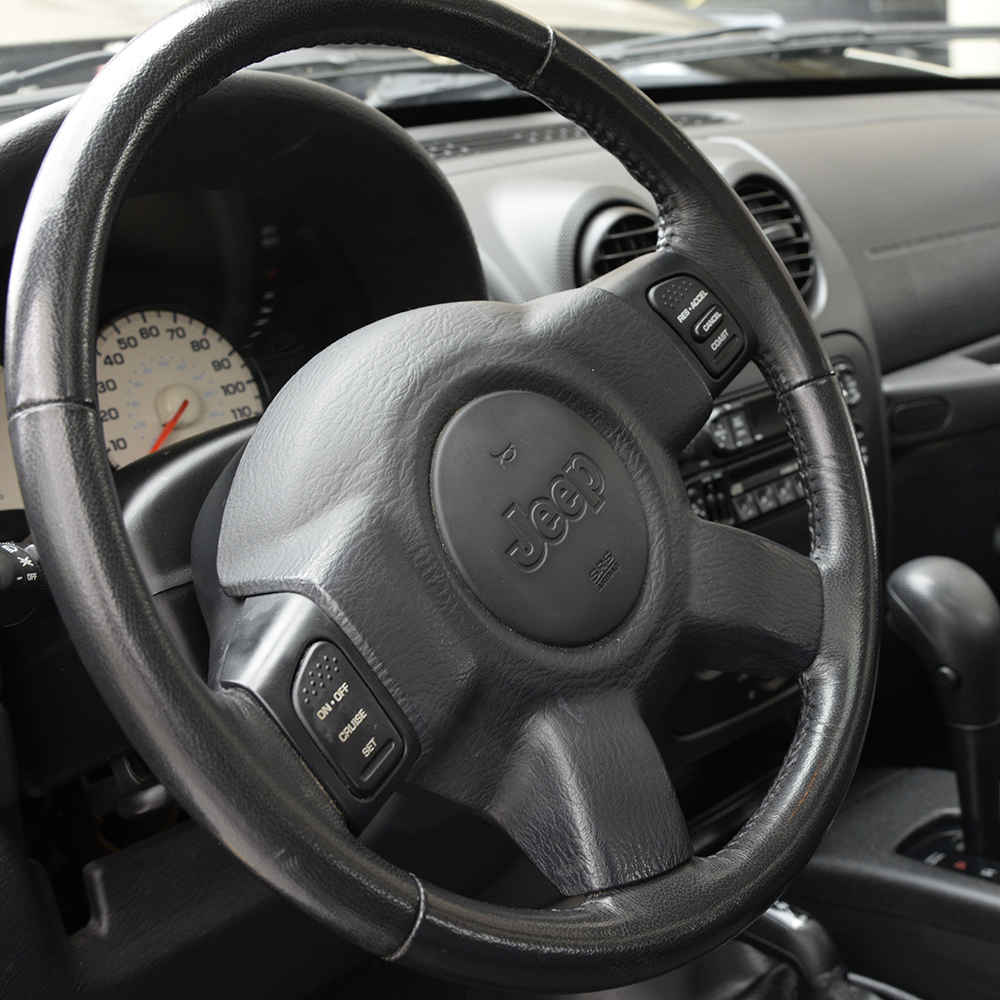 2004 Tan Jeep Liberty 4x4