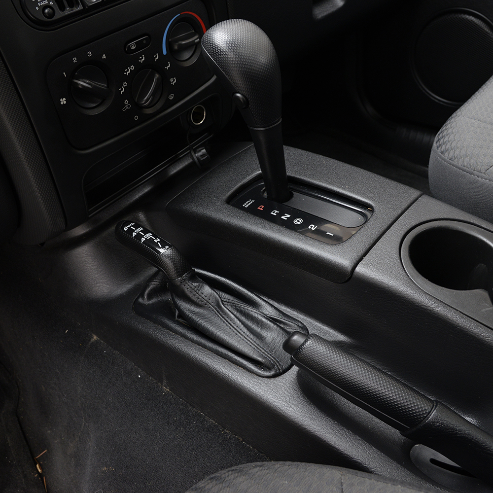 2004 Tan Jeep Liberty 4x4