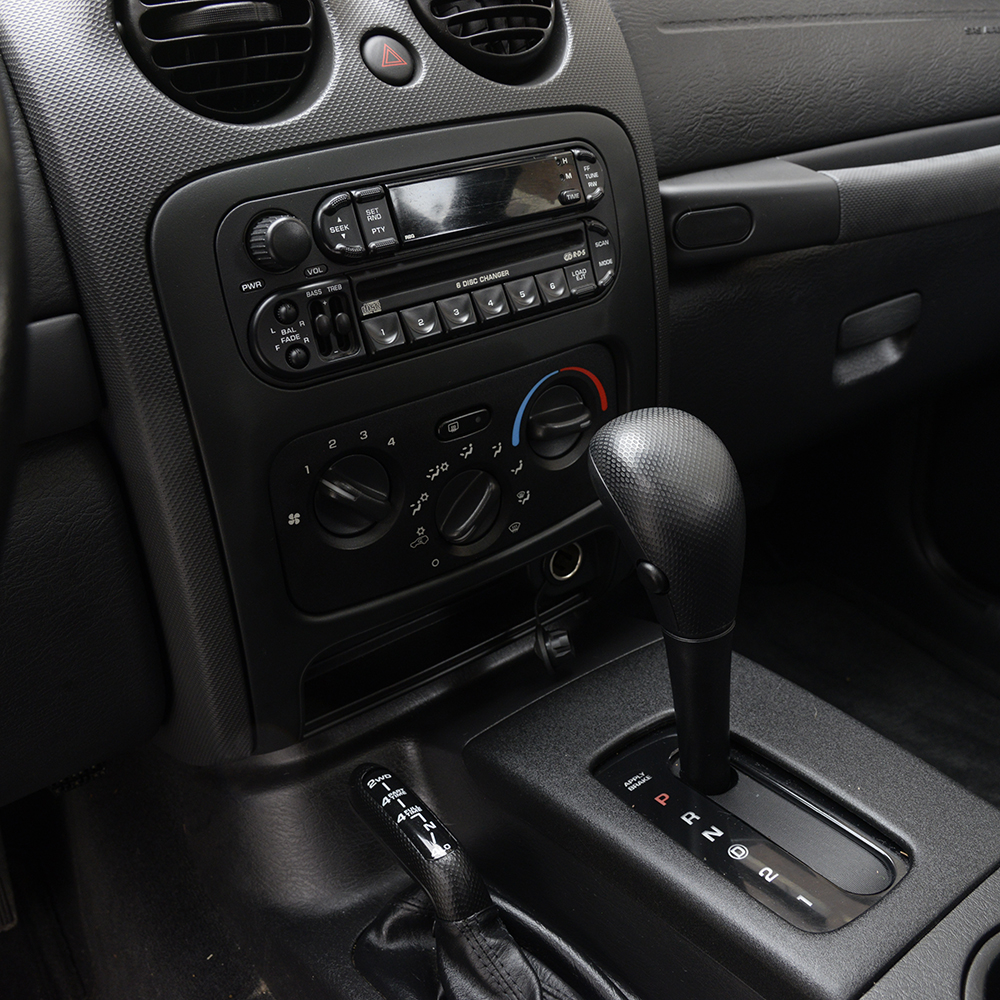 2004 Tan Jeep Liberty 4x4