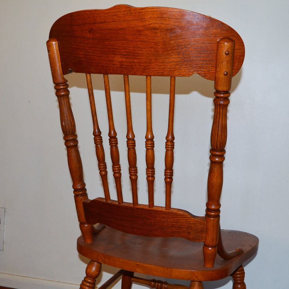 Contemporary Oak Dining Table and Six Pressed Back Chairs