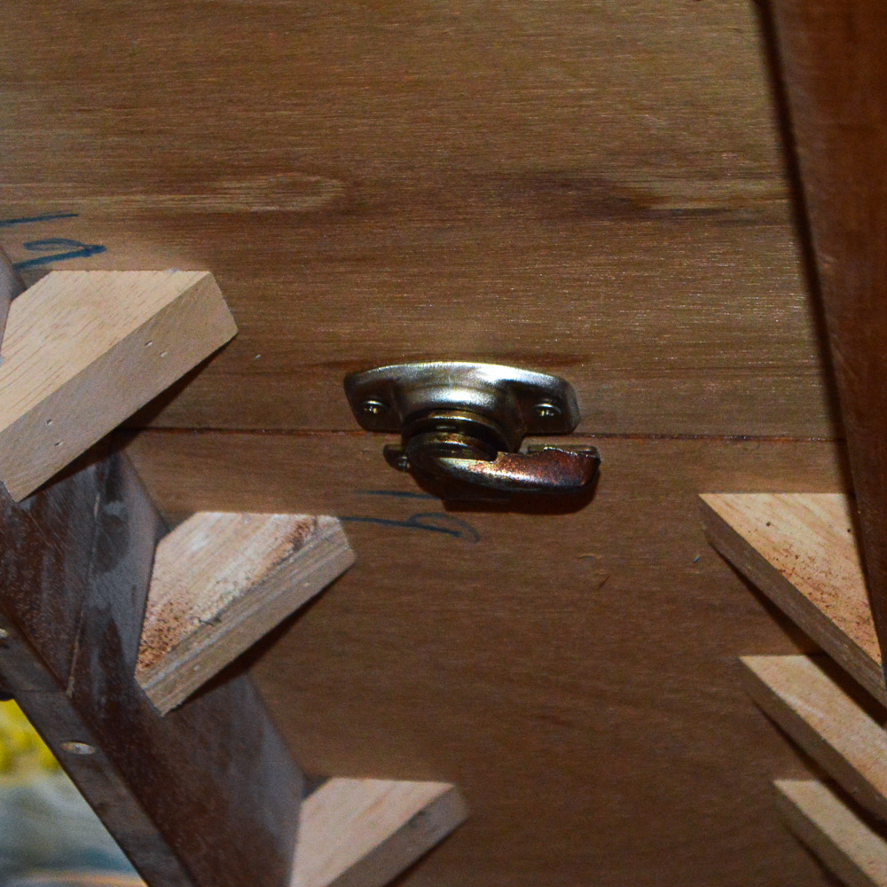 Contemporary Oak Dining Table and Six Pressed Back Chairs