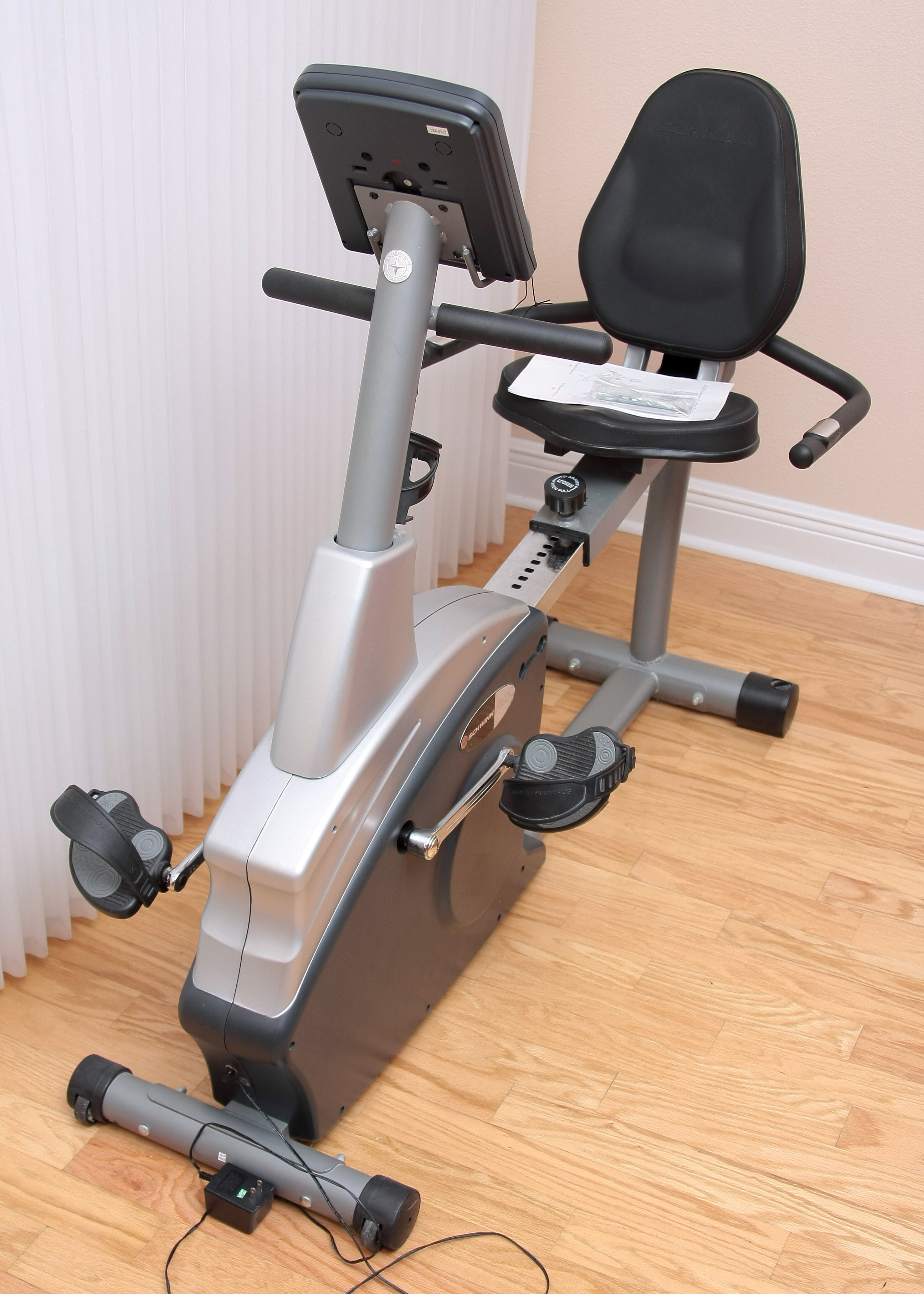 Schwinn 203 Recumbent Exercise Bike