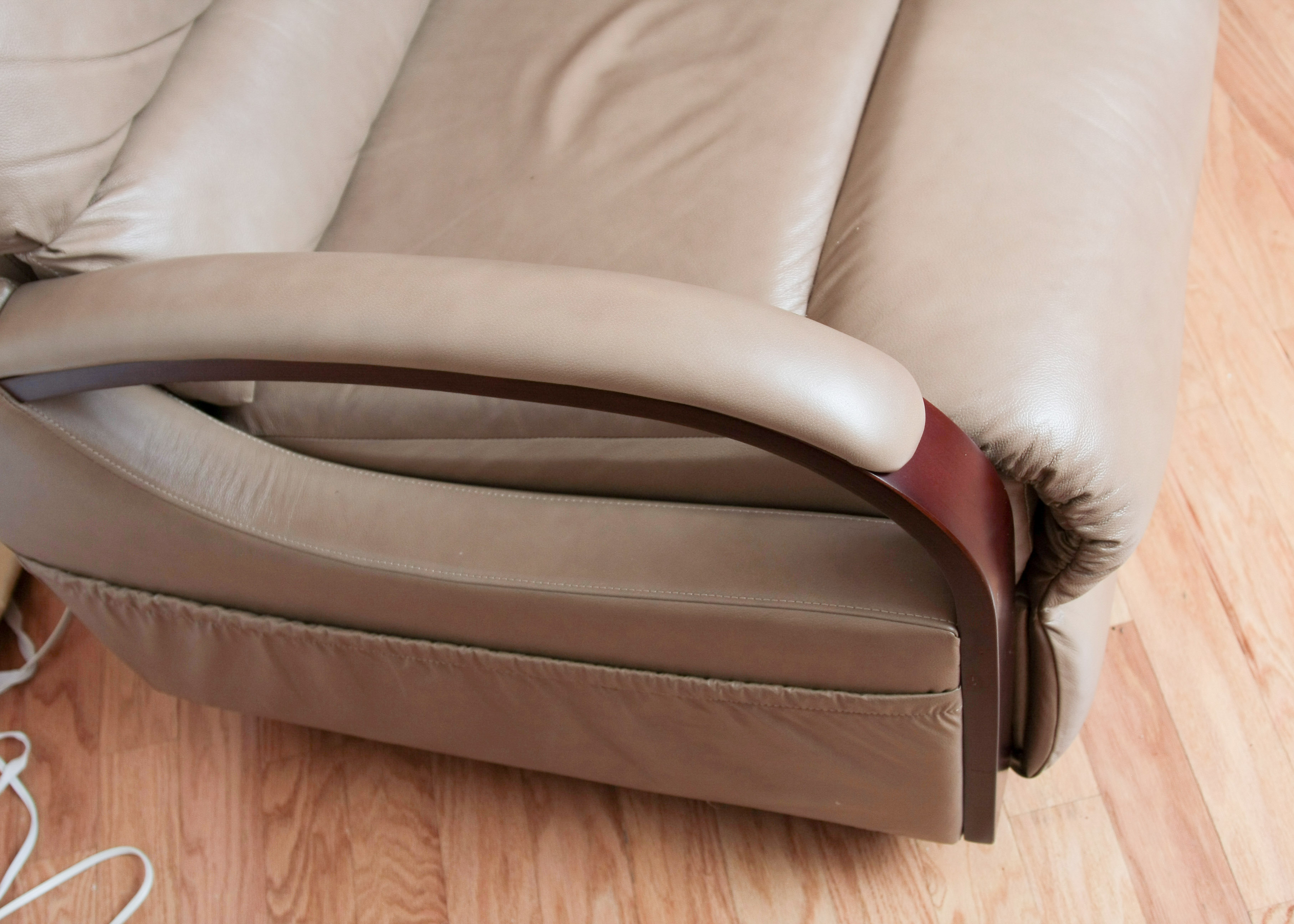 Motorized Leather Reclining Armchair