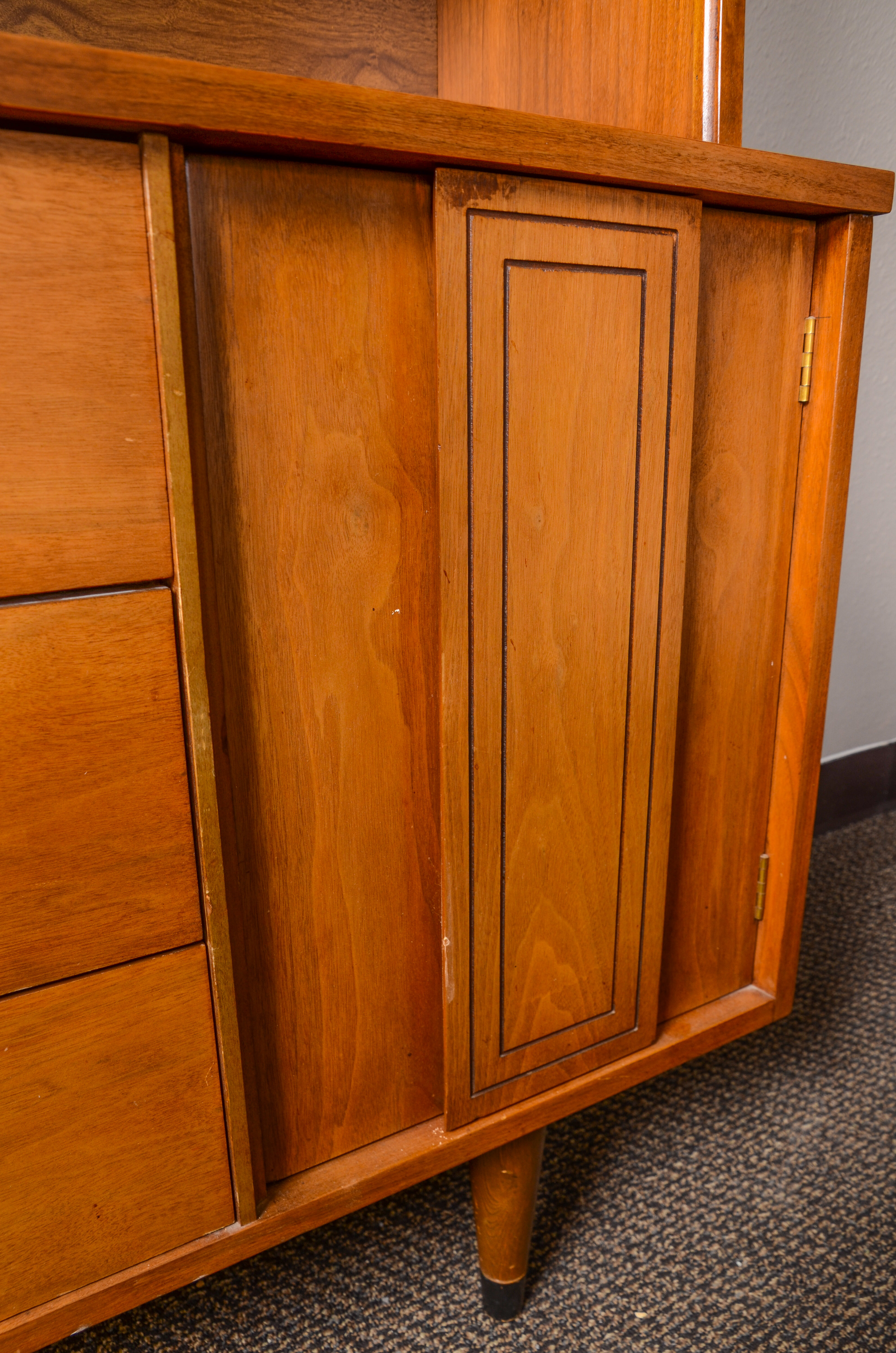 Mid Century Modern Style Hutch by Stanley Furniture