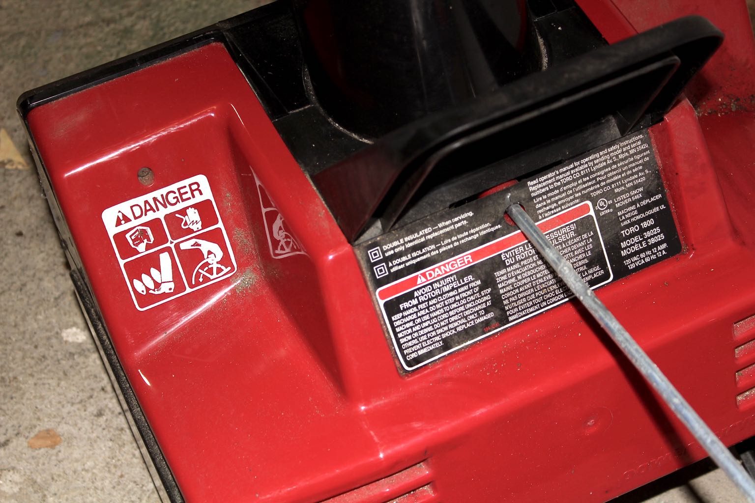 Compact Toro Power Curve 1800 Snow Blower